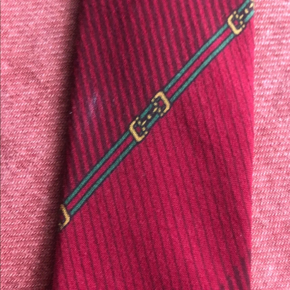 Vtg Gucci bit logo silk tie